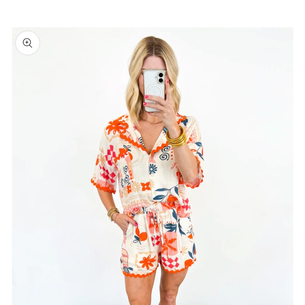 Blu Pepper Orange and Blue Floral short set.